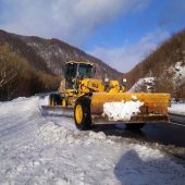 На автодорогах державного значення Закарпаття працює 20 одиниць техніки
