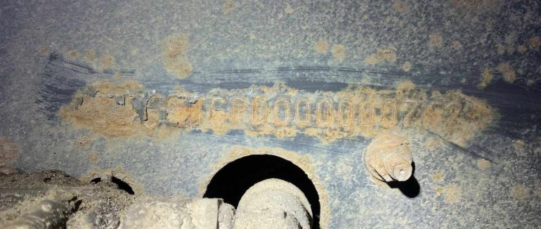 Знищений VIN-код: на кордоні з Румунією водій позбувся вантажівки