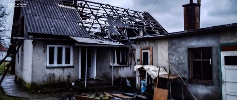 Вночі трапилася пожежа у будинку в смт Буштино