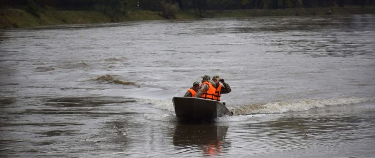 Затримані за добу: 8 чоловіків намагалися незаконно потрапити за кордон (ФОТО)