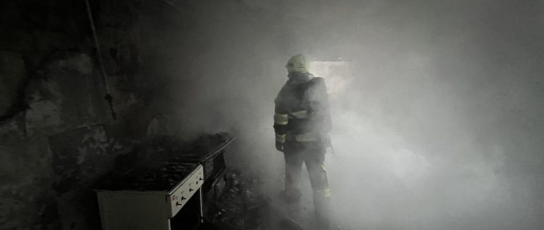 У Мукачівському районі вогонь охопив житловий будинок