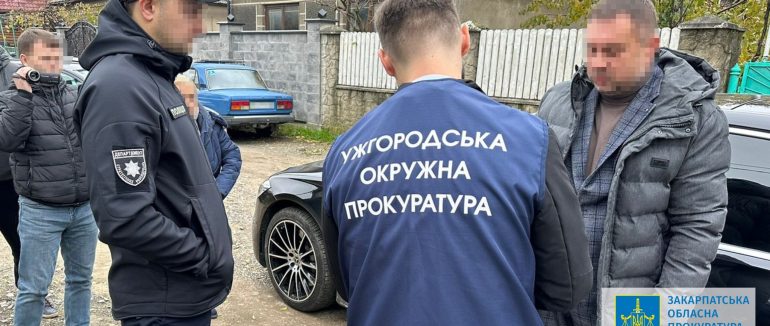 Депутата Ужгородської міськради судитимуть за самовільне захоплення землі в центрі міста та ведення там будівництва