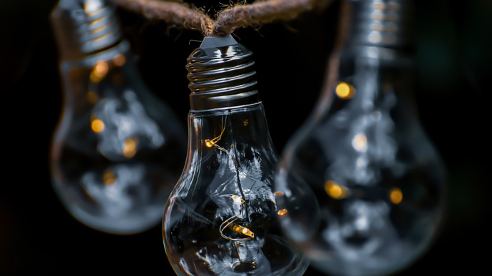 Графіки уже розроблені: чи чекати українцям планових відключень світла