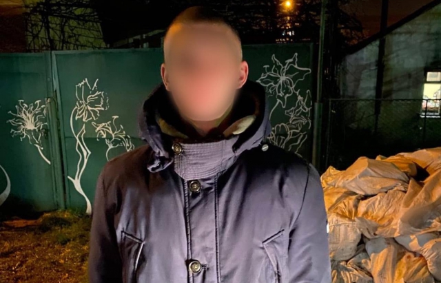 В Ужгороді вночі затримали молодика з “травою”