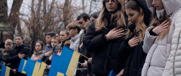 У Берегівському ліцеї “Платан” відбулось урочисте відкриття дошки пам’яті загиблого офіцера Куця Сергія Сергійовича