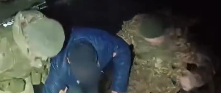 Прикордонники врятували з Тиси чоловіка