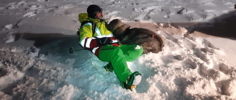 Закарпатські рятувальники відшукали двох лижників зі Львова