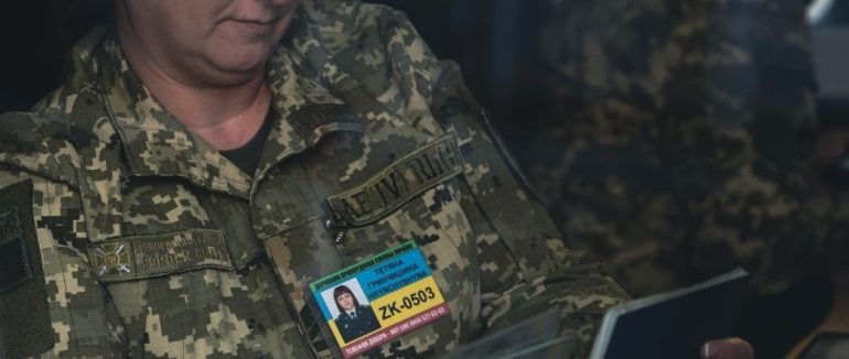 На Закарпатті троє чоловіків намагалися виїхати за фейковими документами