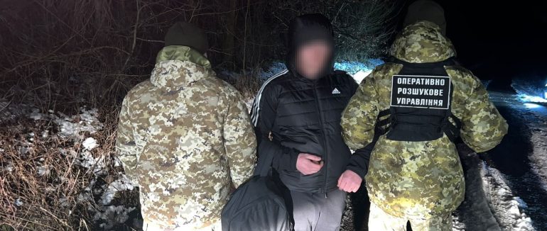 За вихідні на Закарпатті затримали 12 порушників