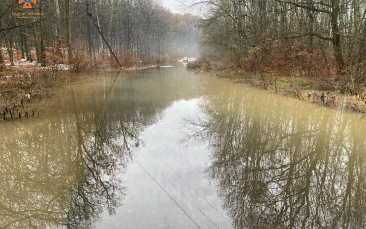 У Берегівському районі залишаються підтопленими 85 га землі