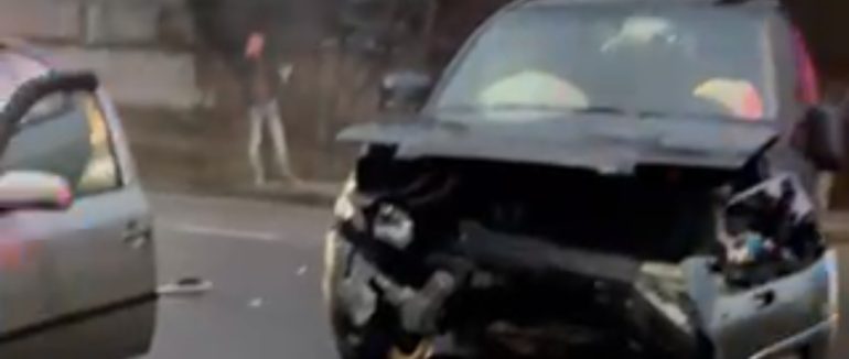 Жахлива ДТП на біля Ізи: на місці події поліція та медики (ВІДЕО)