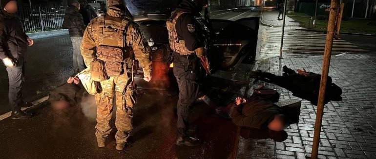 На Закарпатті знешкодили групу раніше судимих «гастролерів» з Дніпропетровщини, які обікрали “Нову пошту”