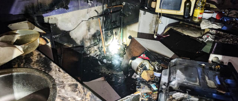 У Берегові рятувальники ліквідували пожежу в квартирі