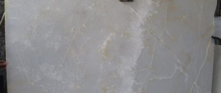 Онікс: елегантність та витонченість в інтер’єрі