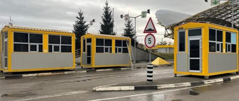 Модульні будинки на кордоні: модернізація пунктів пропуску на Закарпатті (ФОТО)