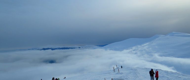 Знайдені заблукалі: двох туристів з Драгобрата відшукали ДСНСники