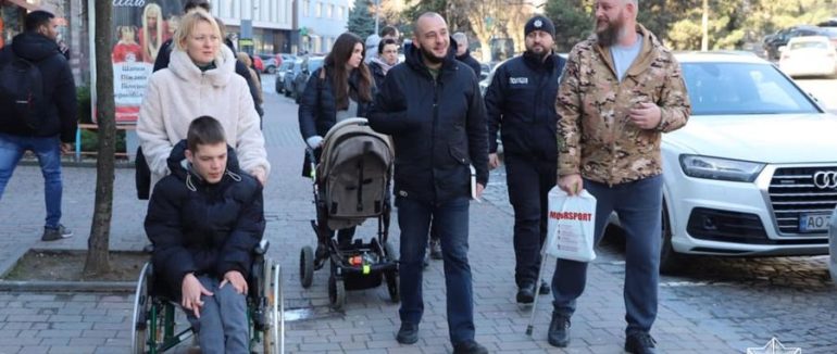 Безбар’єрніть Ужгорода: інспектори перевірили вулиці міста (ФОТО)