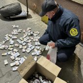 Через незначну кількість прихованого тютюну українець втратив на кордоні авто вартістю майже 1 мільйон гривень