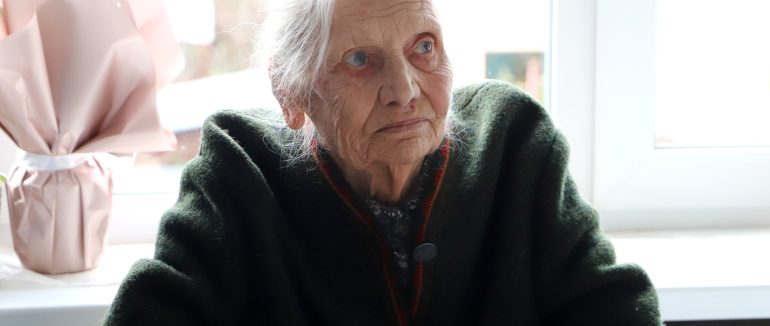 Сьогодні ужгородка Олександра Іванова святкує 100 років