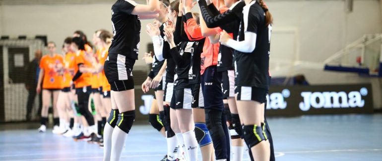 Закарпатські гандболістки здобули чергову звитягу в чемпіонаті Угорщини