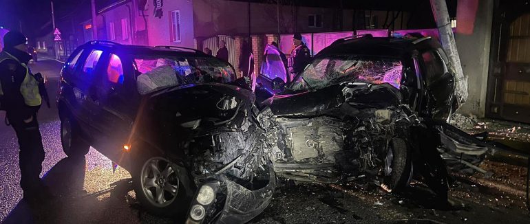 У Хусті трапилася ДТП: одного водія деблокували, ще 3 постраждали госпіталізували