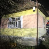 Шоковий стан власника: на Ужгородщині вогонь охопив будинок (ФОТО)