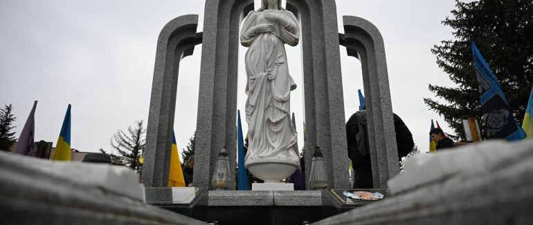 В Ужгороді вшанували пам’ять закарпатців, які загинули на війні