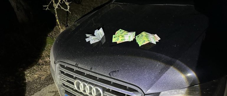 На Закарпатті затримали 3 “ухилянтів” та організатором