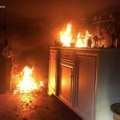 Рахівські вогнеборці захистили від вогню житловий будинок та літню кухню