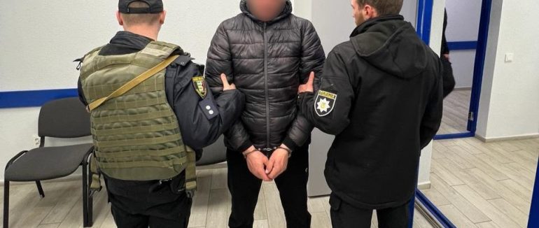 Крадіжка в Ужгороді: зловмисник повернувся до “Своїх справ”