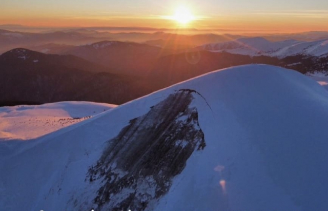 В Карпатах зафіксували сходження двох лавин