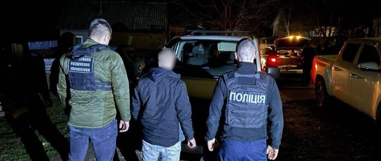 На Закарпатті затримали “ухилянтів” та їх переправника