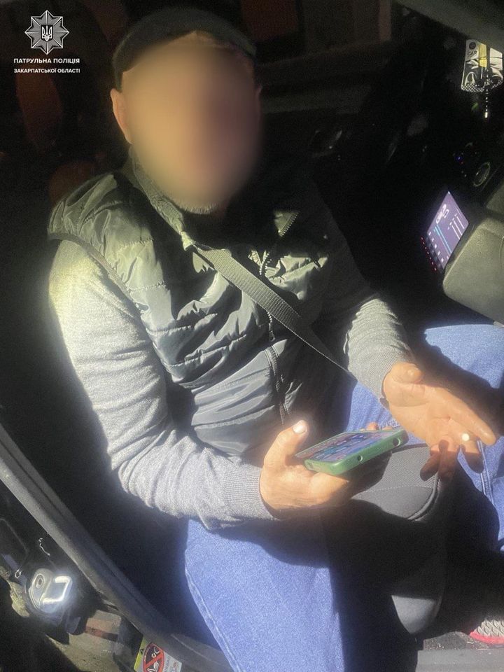 Їхав у нетверезому стані: патрульні затримали водія з рекордним перевищенням норми алкоголю в крові