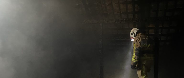 На Берегівщині зайнявся дах житлового будинку