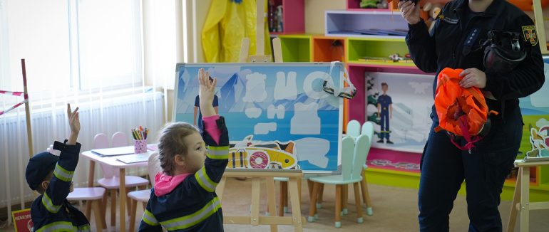 Школярі у “Вогнику”: ужгородські учні ліцею завітали в клас безпеки (ФОТО)