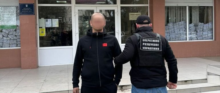 На Закарпатті взяли під варту ще одного переправника