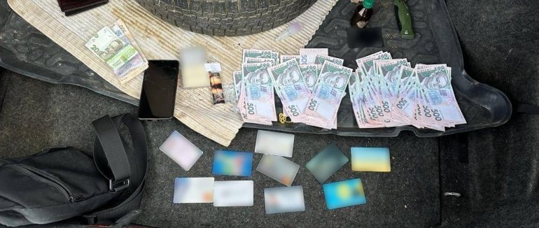 7 тис. доларів з людини: на Закарпатті затримали чергового організатора схеми переправи за кордон військовозобов’язаних
