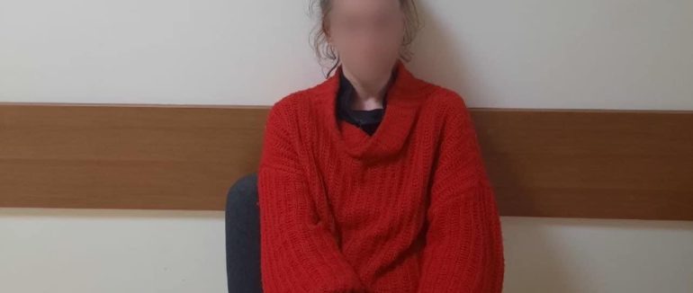 У Мукачеві жінка побила перехожу