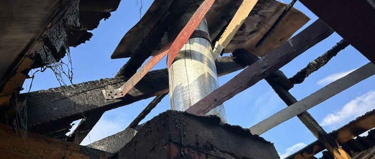 Мукачівські вогнеборці захистили від вогню житловий будинок