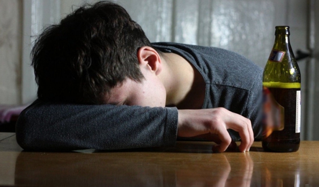 За два місяці у Закарпатську обласну дитячу лікарню потрапило 3 дітей з алкогольним отруєнням