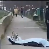 Раптова смерть посеред вулиці: 67-річний мукачівець впав на землю і помер до приїзду швидкої