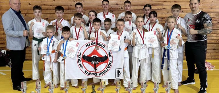Команда «Яструб» з Мукачева здобули 13 нагород на Чемпіонаті України з Кіокушинкай Карате ІКО Мацушима