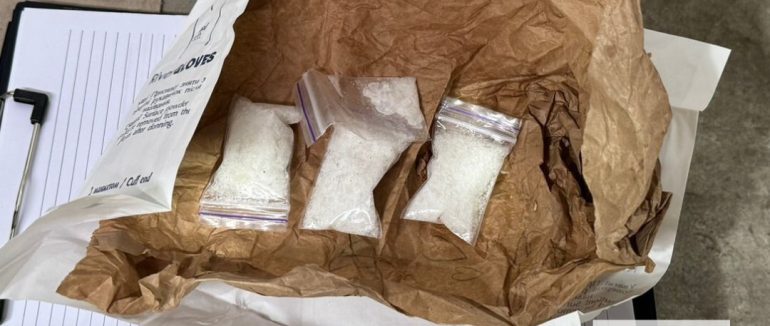 Привозили товар з-за кордону та збували по Україні: на Закарпатті судитимуть торговців психотропами