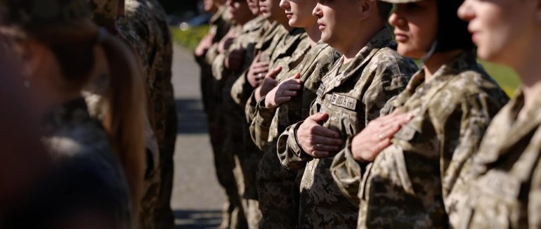 Свято прикордонників: в Ужгороді урочисто відсвяткували день захисників і захисниць кордонів (ВІДЕО)