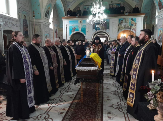 На Ужгородщині попрощались із полеглим воїном