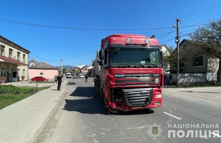 Поліція Хустщини розслідує ДТП у Горінчові, внаслідок якої загинув мотоцикліст