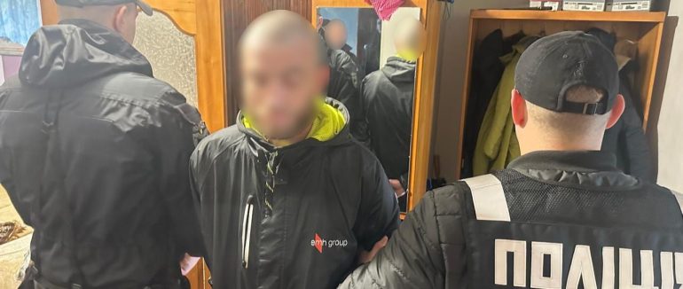 В Іршаві припинила діяльність трьох наркоторговців: затриманим загрожує до 10 років увʼязнення