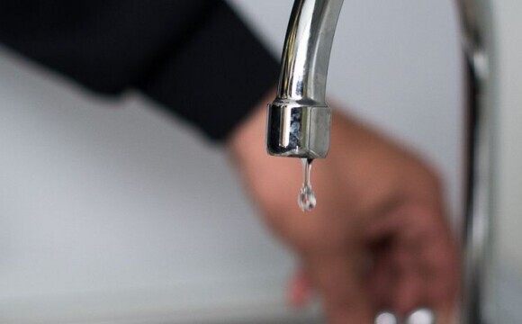 Порив на водопроводі: без води частина Виноградова