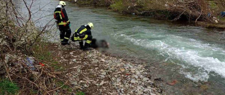 З річки Латориця вилучили тіло людини