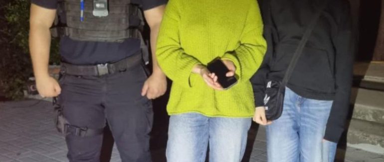 В Ужгороді патрульні розшукали дівчинку, яка втекла з дому